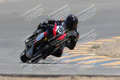 media/Apr-09-2023-SoCal Trackdays (Sun) [[333f347954]]/Turn 10 (115pm)/